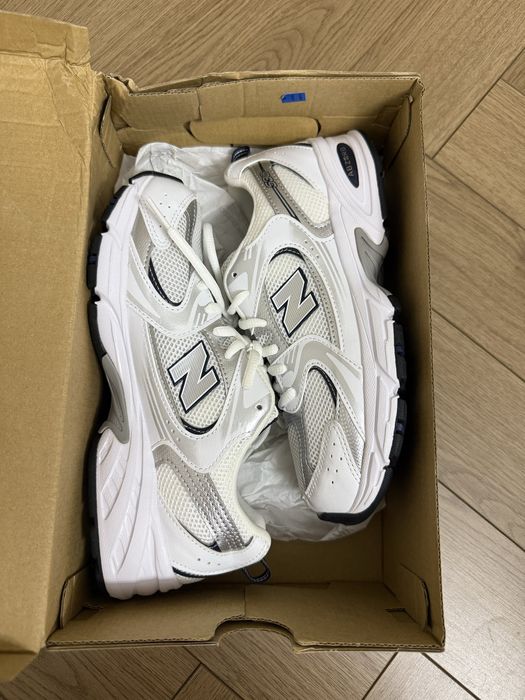 кроссовки New balance
