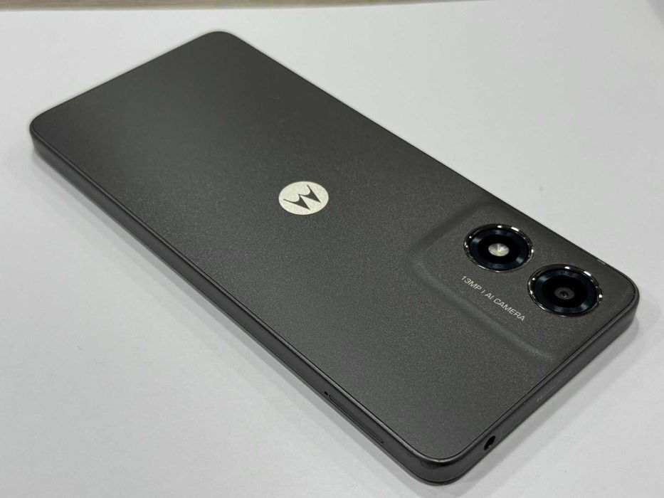 Moto E14 – 64GB / 4GB RAM