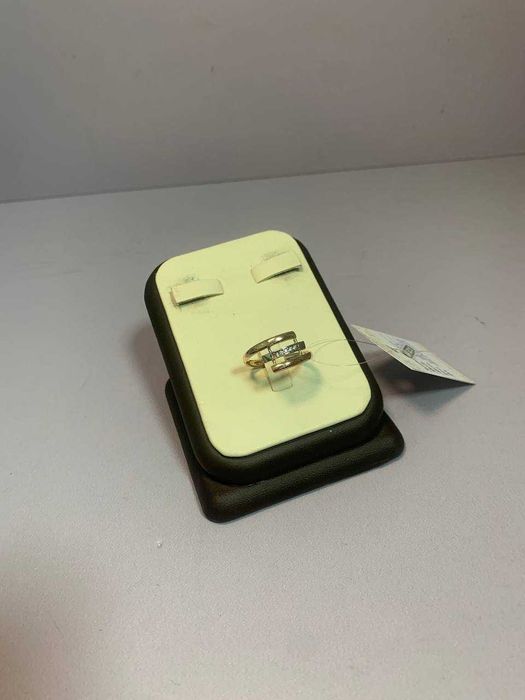 Кольцо с камнями / КА879724