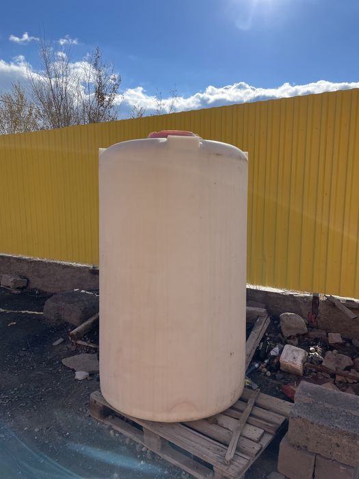 Емкость бочка для воды