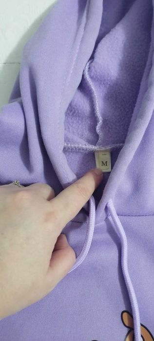 Свитшот яркий и свежий