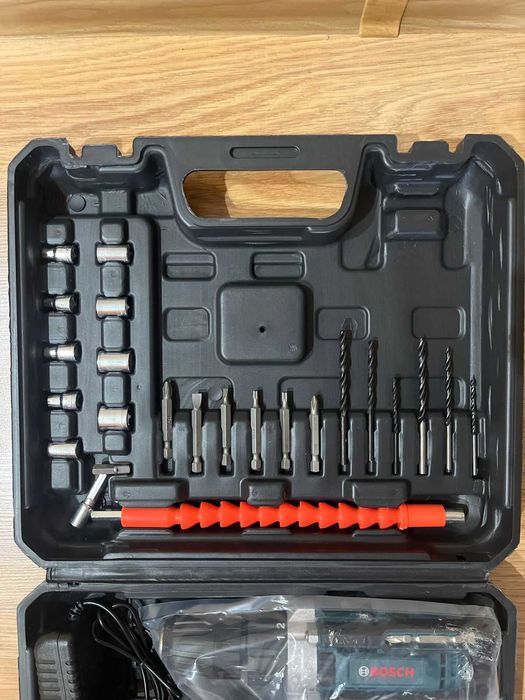 Дрель-шуруповерт BOSCH 21V (новый)