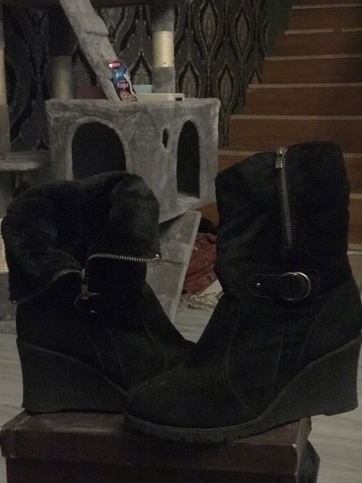 Обувь женская сапоги