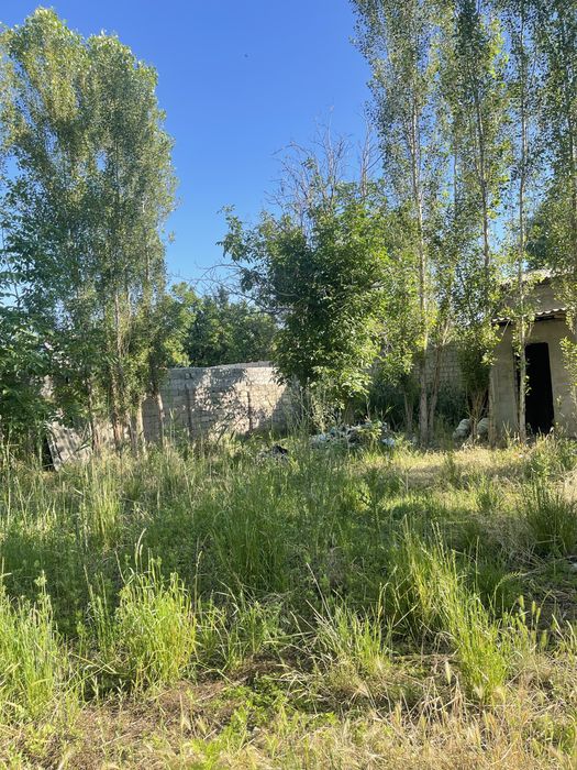 Ховлини ярими сотилади Зангата райони (текистил)