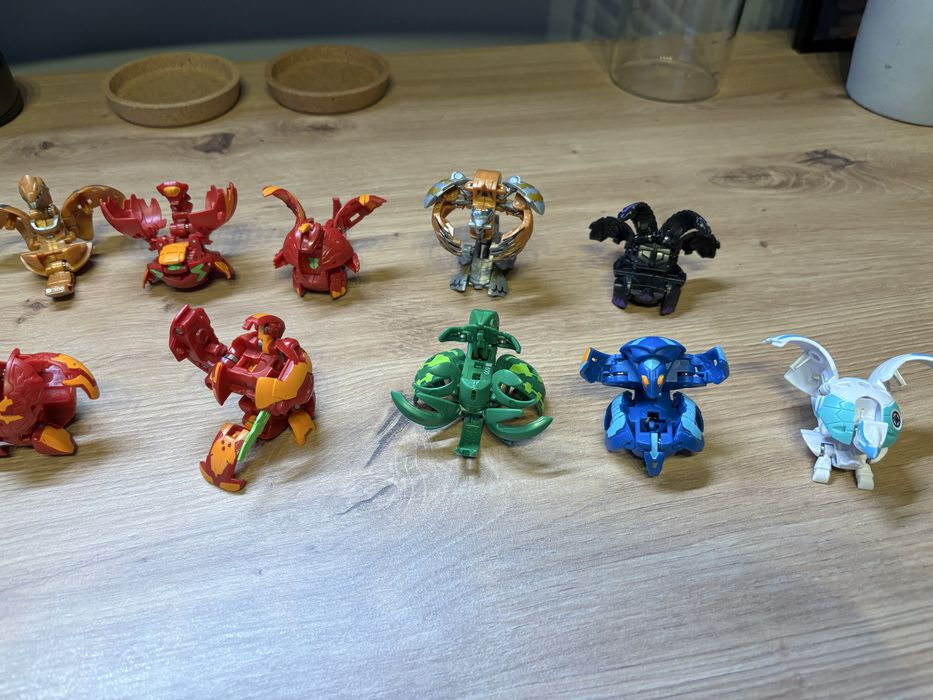 Set Bakugan 19 buc