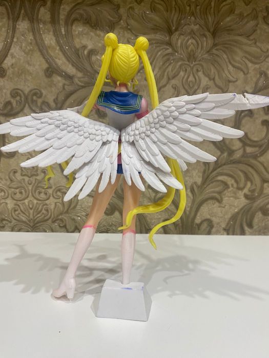 Статуэтка Sailor Moon