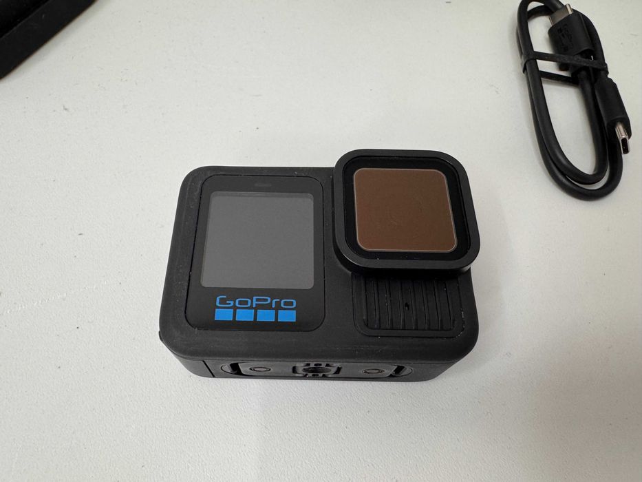 camera GoPro Hero 13 + Filtre ND + Media Mod + 2 baterii Enduro + incarcator usb-c