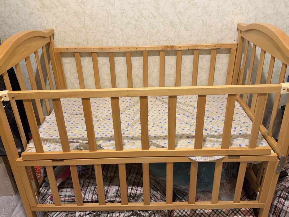 Продам кроватку детскую