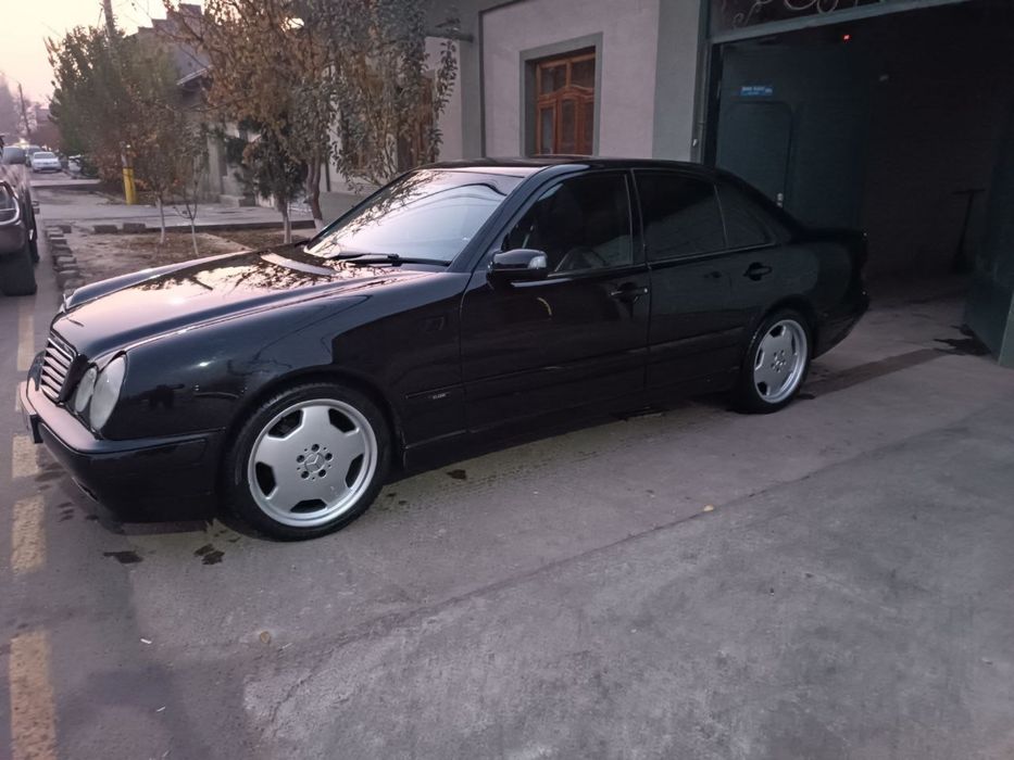 Продаётся свой автомобиль Mercedes Benz W210, 2001 г.в.