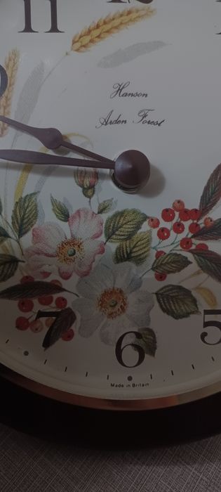 Ceas perete englezesc