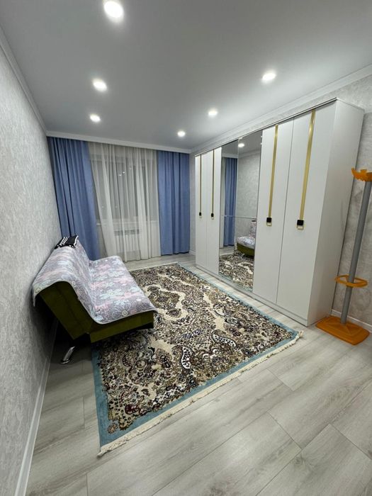 Сдам 2 х ком квартиру