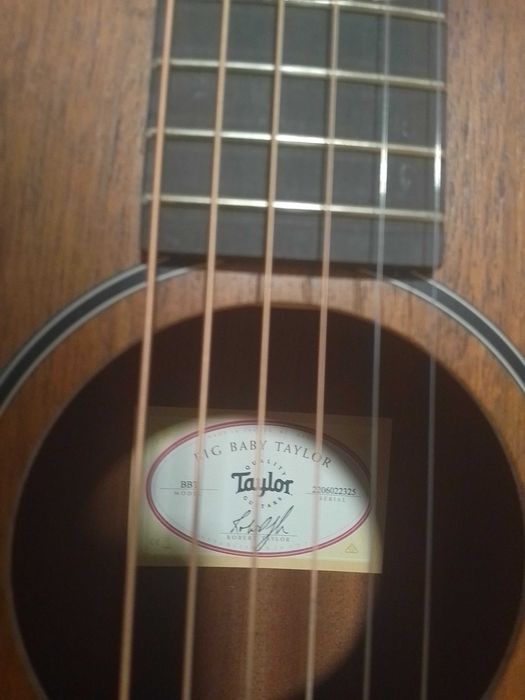 Chitara acustica Big Baby Taylor + husă