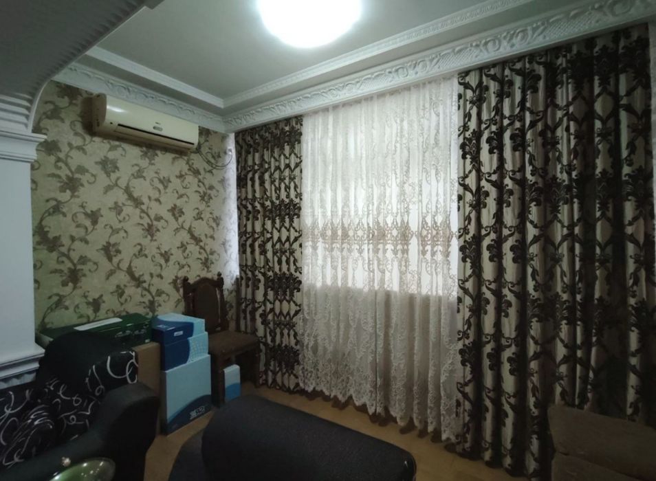 Юнусабад 18, 3/2/4 КиРпИч 77 Серия Балкон 9*2 Частично МеБеЛиРоВаНнАя