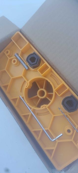 Шаблон за панти + свредла