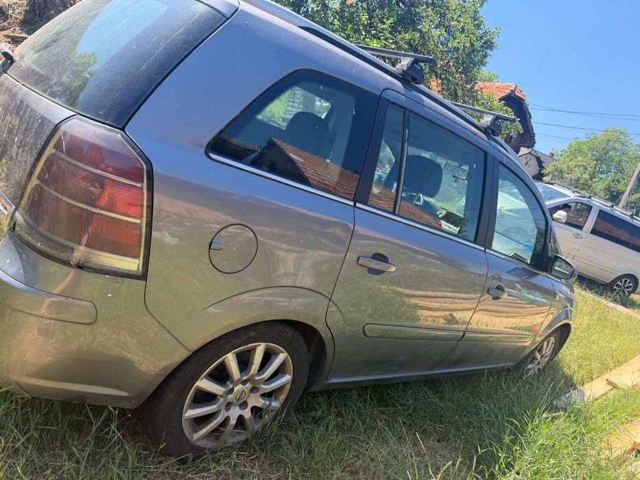 Opel Zafira 1.9 tdi   7 locuri