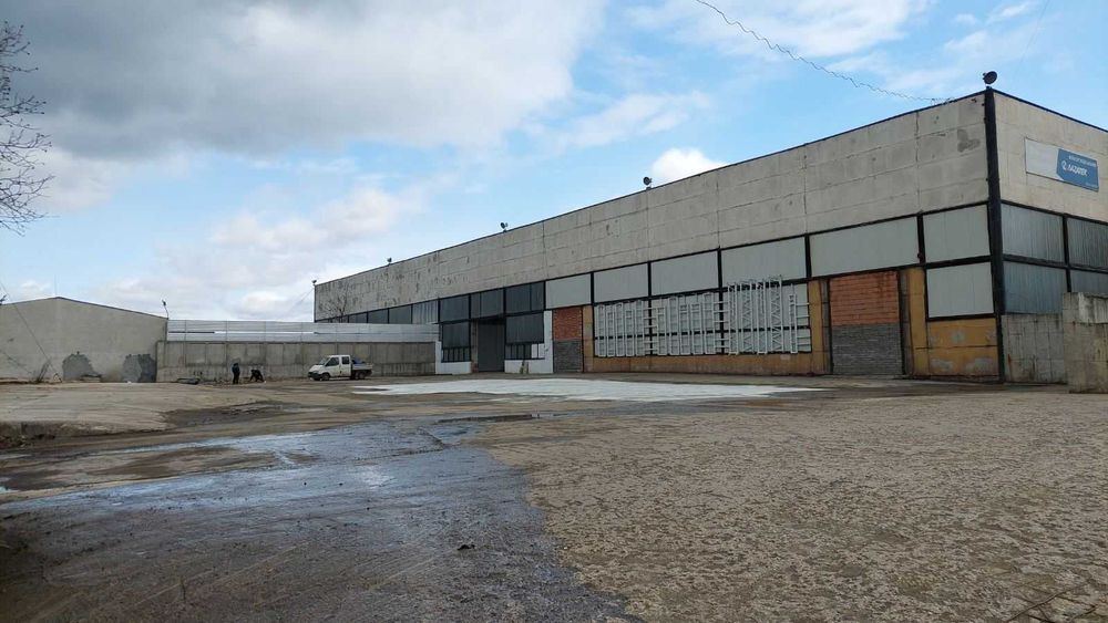 Дава се под наем Склад в София, Орландовци - 1296 кв.м за 4266.15 € - Снимка #2