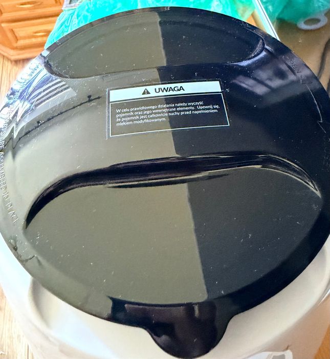 Автоматична машина Neno за приготвяне на топло мляко за кърмачета