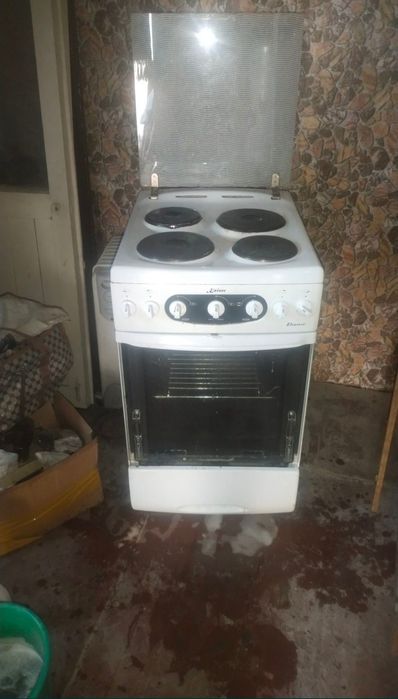 Продам электроплиту