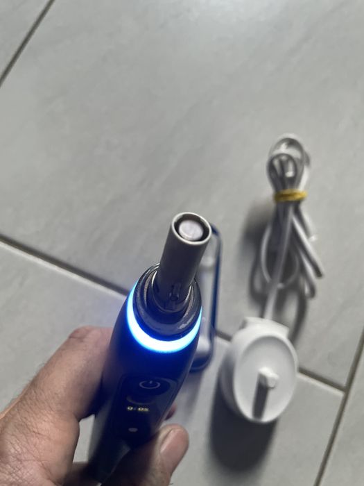 Periuta oral-b iO 9