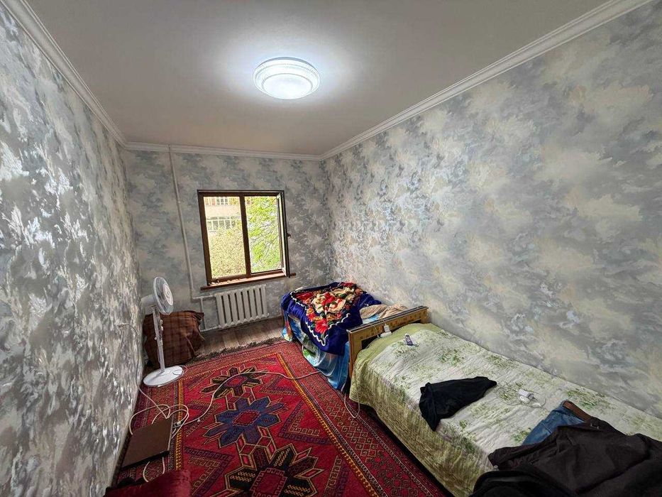 Продаётся 3х комн квартира на 2 этаже Ор-р 6 микрорайон Лавита