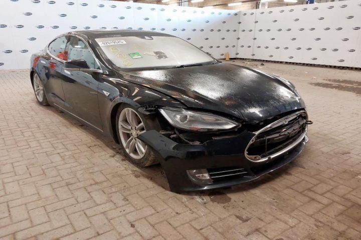 Dezmembrez Tesla Model S 1 [facelift] [2016 - 2020] Liftback 90 AWD (