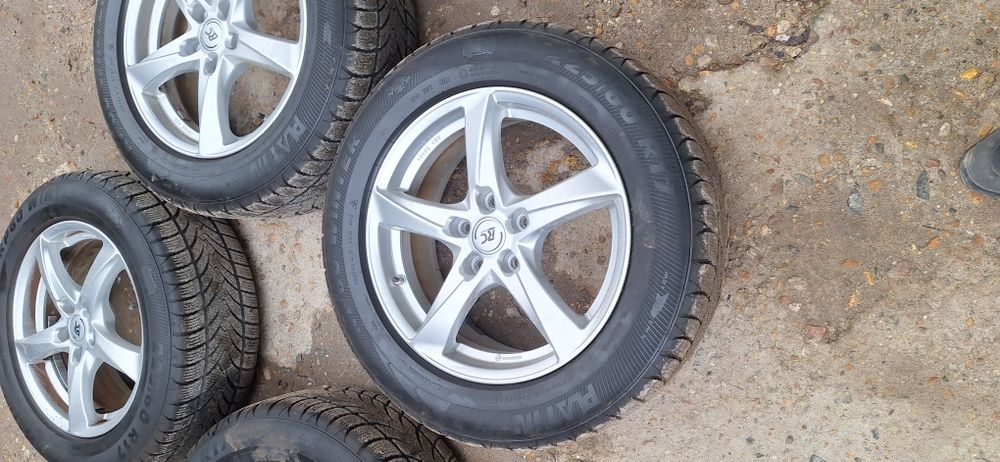 Лети джанти с зимни Гуми SuV за Hyundai Kia NissanMAZDA 5x114.3 17 Suv