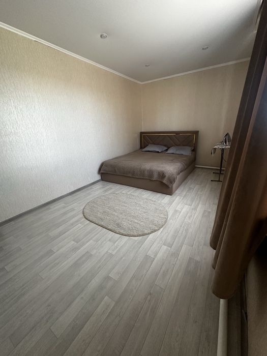 Продам дом 6 комнат 20 соток