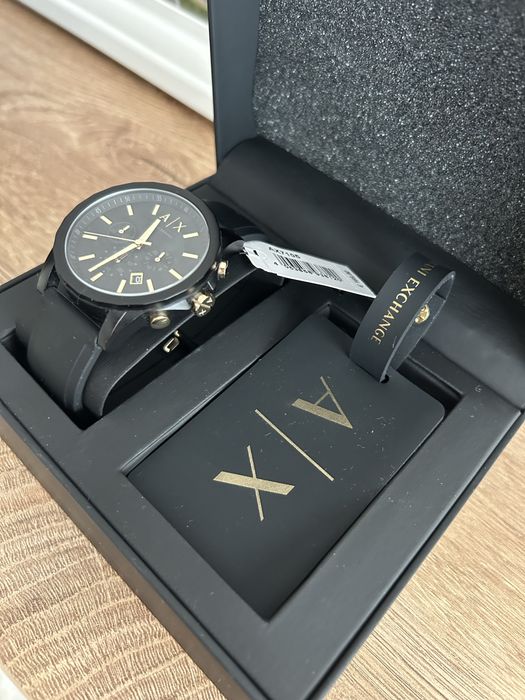 ARMANI EXCHANGE мъжки часовник + таг за куфар