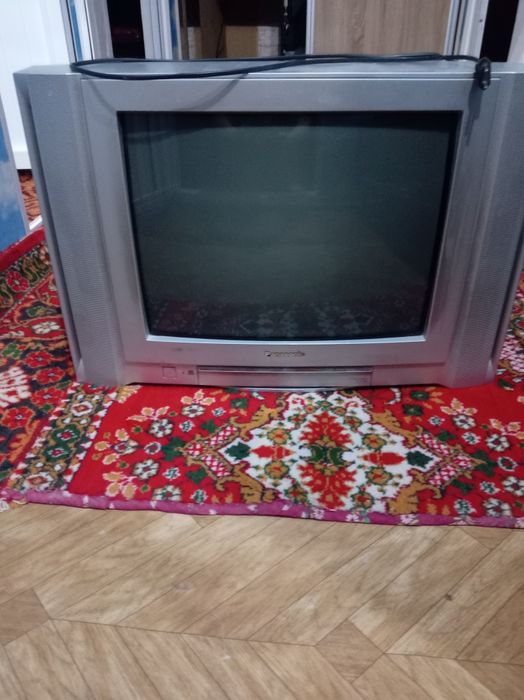 Телевизор панасоник