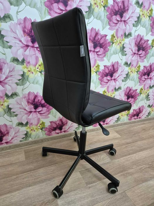 Офисное кресло Бюрократ CH-330M