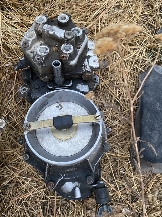 Продам запчасти мерседес w126