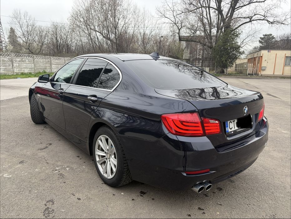 BMW 5 Series 2011 — imagine 27