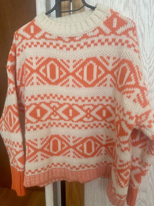 Много красив пуловер