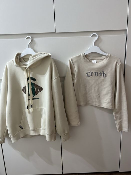 Одежда на девочек по 1000 тенге.