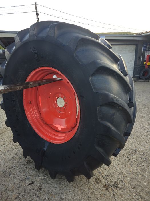 Anvelopa 800 / 70 R  38 michelin.