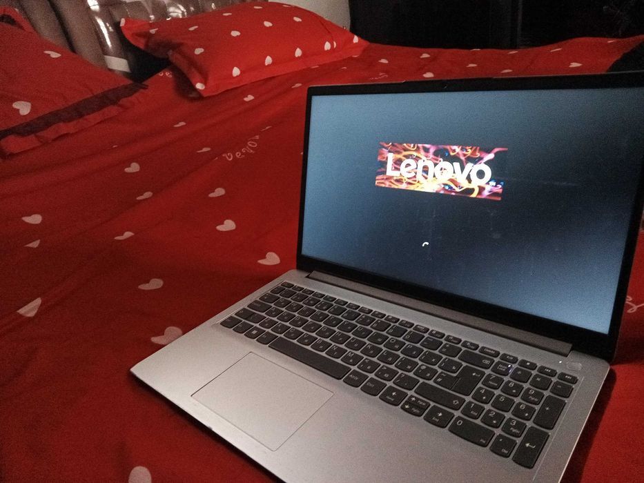 NOUTBUK Super arzon narxda