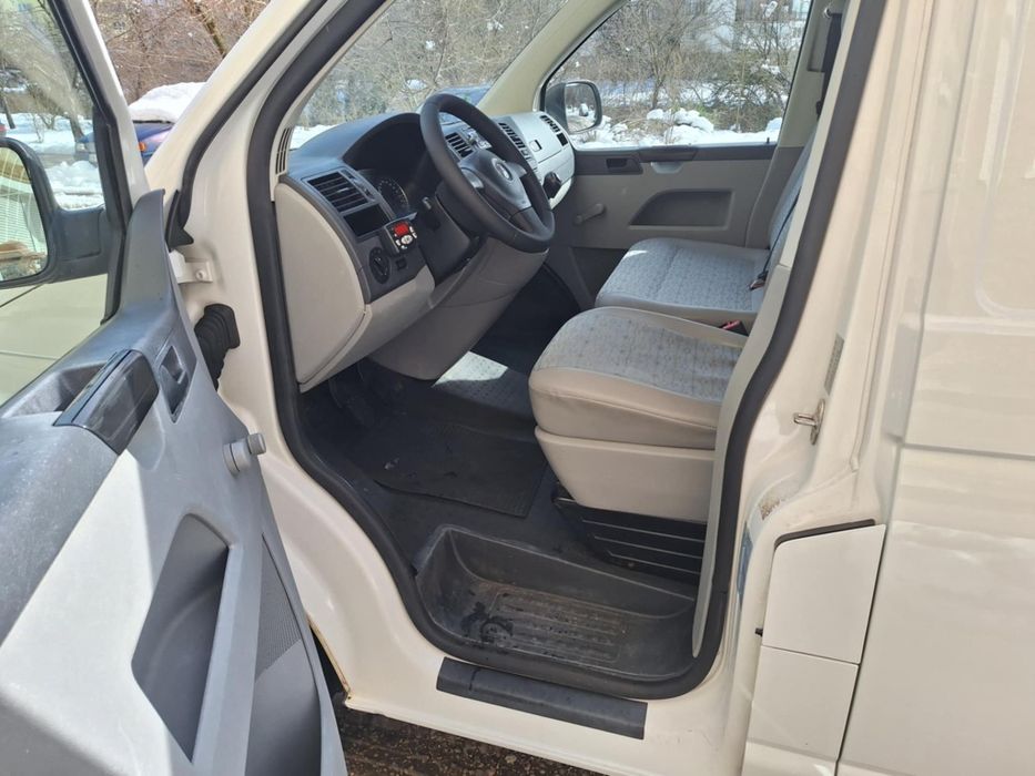 Фолксваген Т6 2.0 ,102 к.с.Хладилен (минусов)