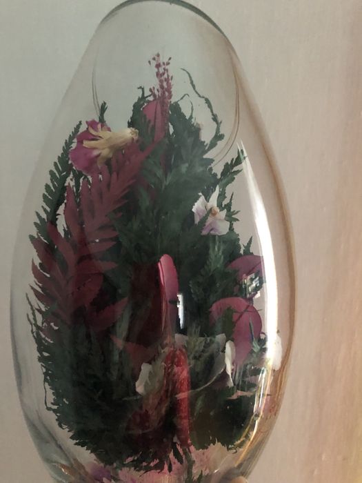 Цветы к 8Марта в вазе