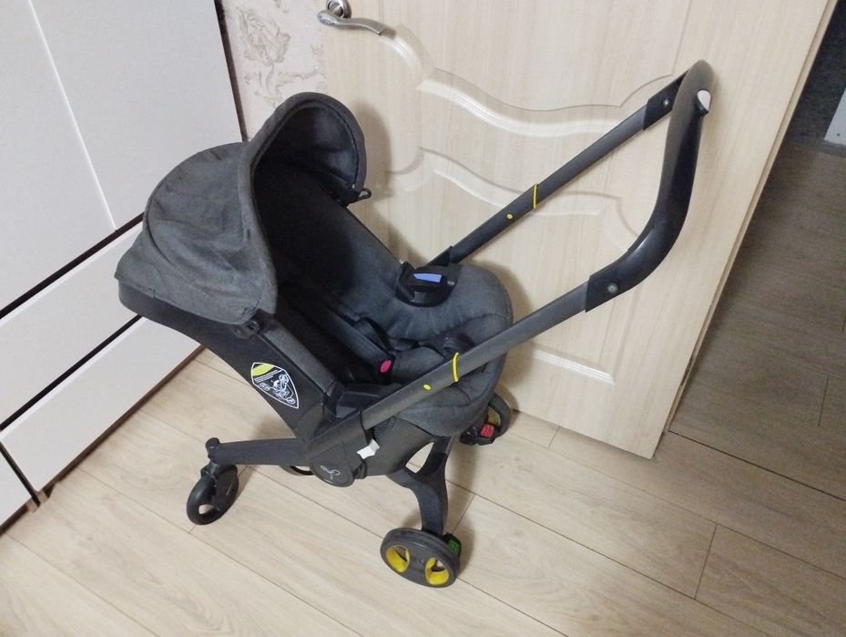 Продам детскую автолюльку 3 в 1