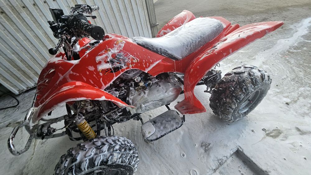 Квадроцикл бензин.