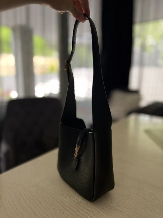 YSL черна чанта