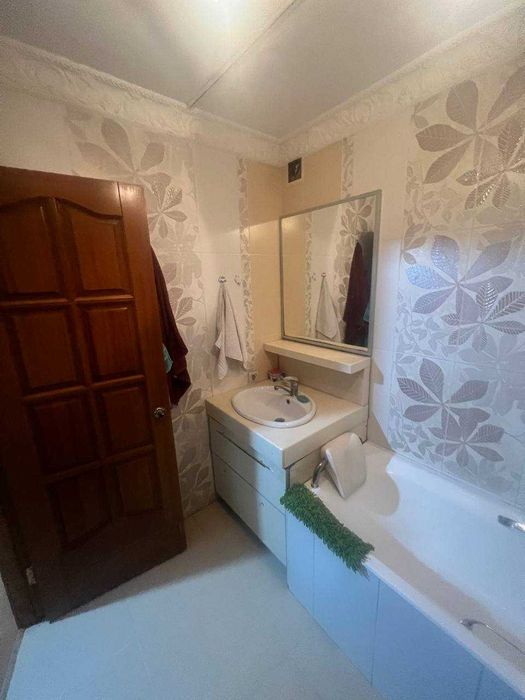 Продам 3-х комнатную квартиру