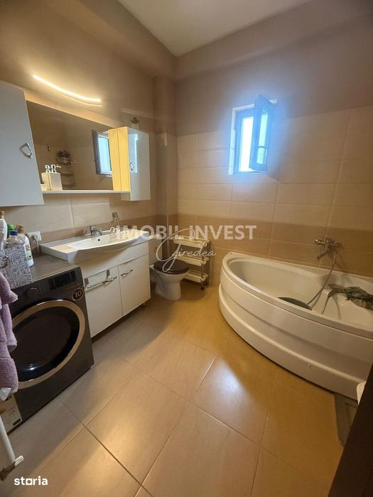 Apartament de vanzare, 3 camere, superfinisat, mobilat si utilat