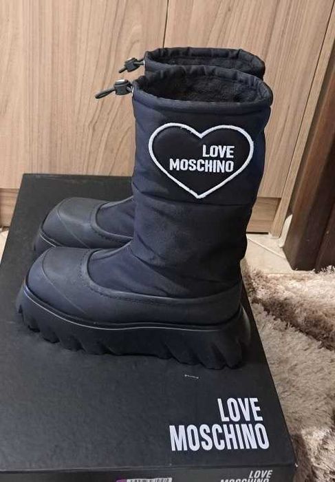 Ботуши до прасеца Love Mochino