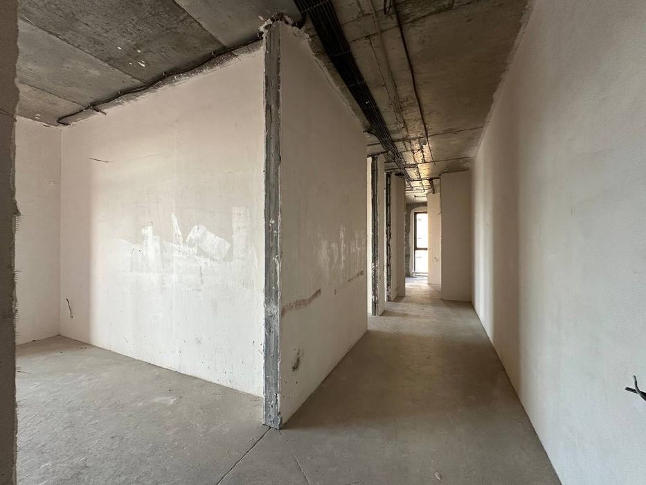 Regnum Plaza Продается 2 комнатная коробка Мирзо-улугбек