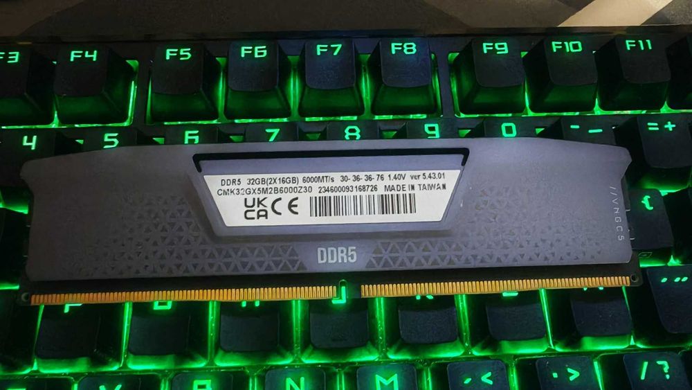 Рам памет Corsair Vengeance 1x16GB 16GB  6000Mhz DDR5 CL30