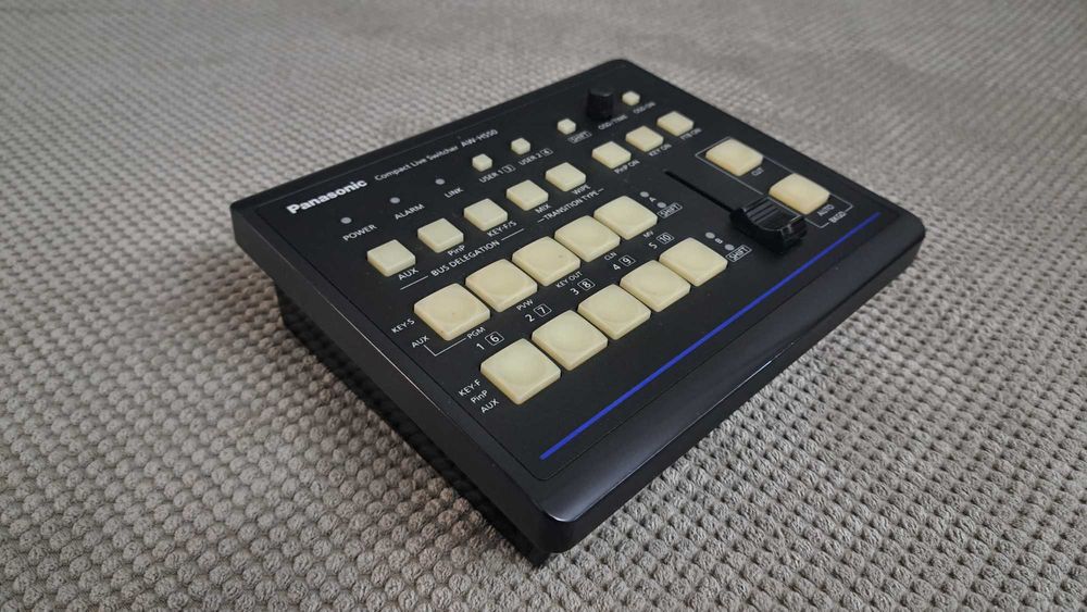 Видеомикшер пульт