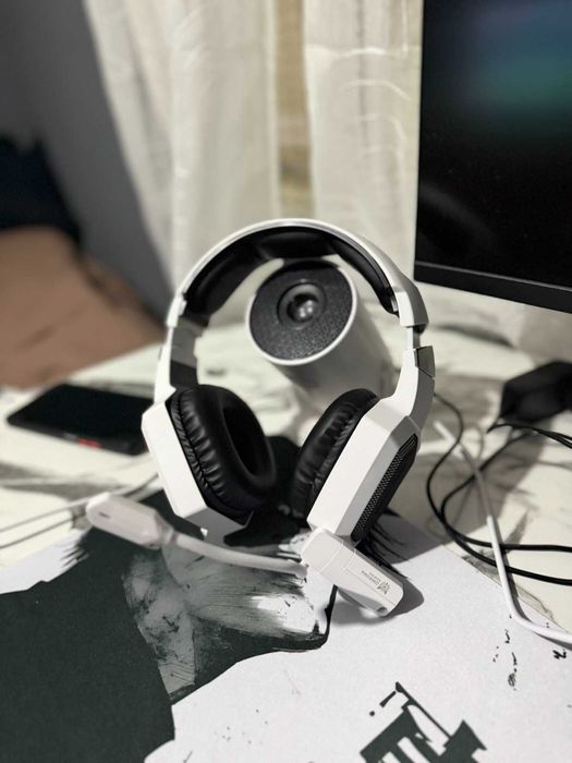 Геймърски безжични слушалки onikuma