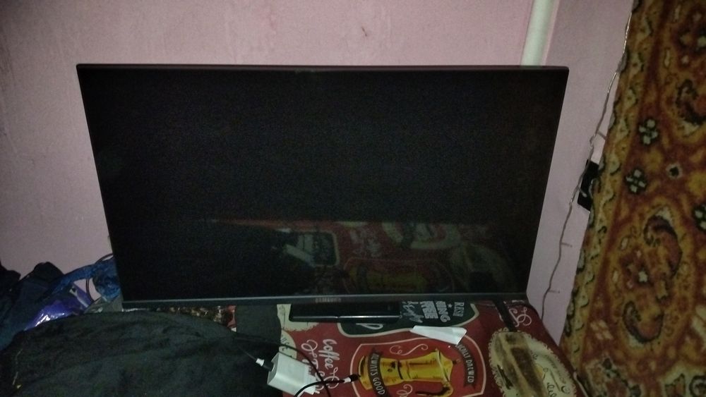 Телевизор Самсунг продаеться