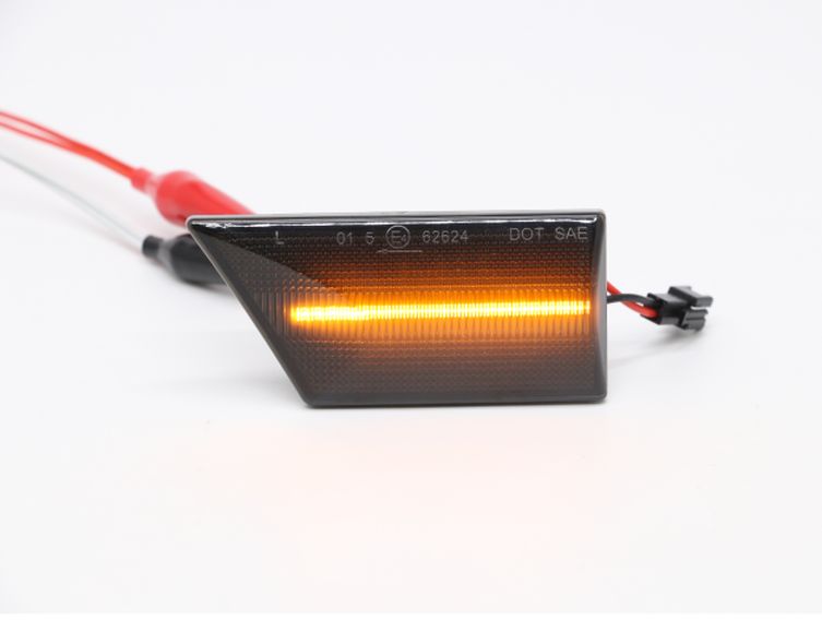 Set lampa semnalizare laterala Opel Signum, 06.2003-09.2005; Vectra C, 09.2001-09.2008, LED; fumuriu; Tuning